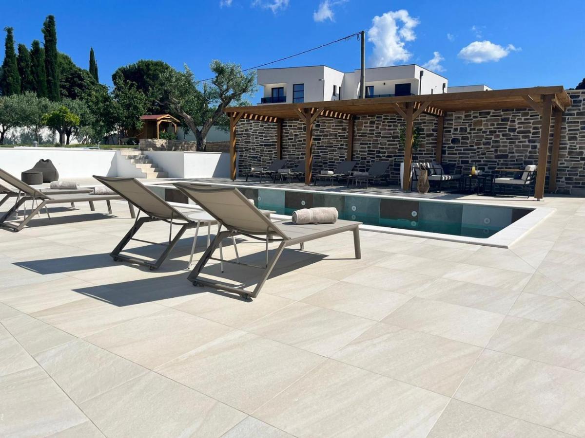 Olivea Luxury Suites Фажана Экстерьер фото